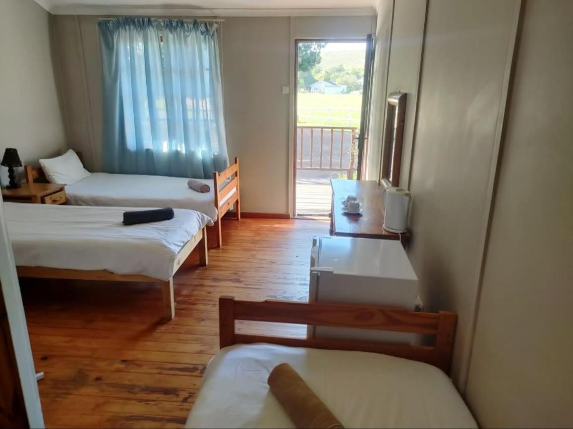 Blue Mountain Farm Lodge, Cabins & Cottages Swellendam Rom bilde