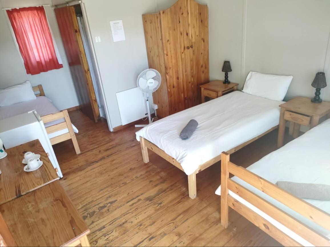 Blue Mountain Farm Lodge, Cabins & Cottages Swellendam Rom bilde