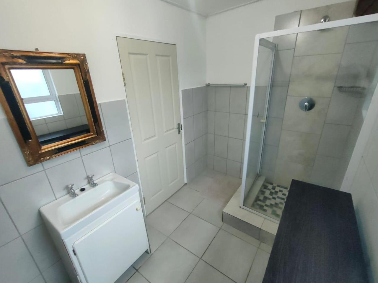 Blue Mountain Farm Lodge, Cabins & Cottages Swellendam Rom bilde