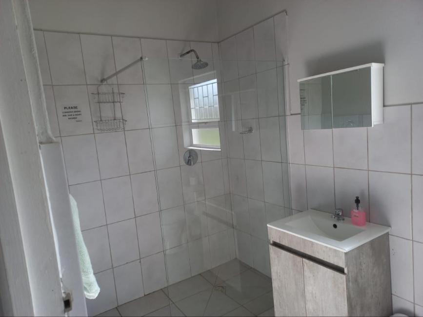 Blue Mountain Farm Lodge, Cabins & Cottages Swellendam Rom bilde