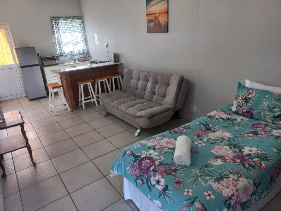 Blue Mountain Farm Lodge, Cabins & Cottages Swellendam Rom bilde